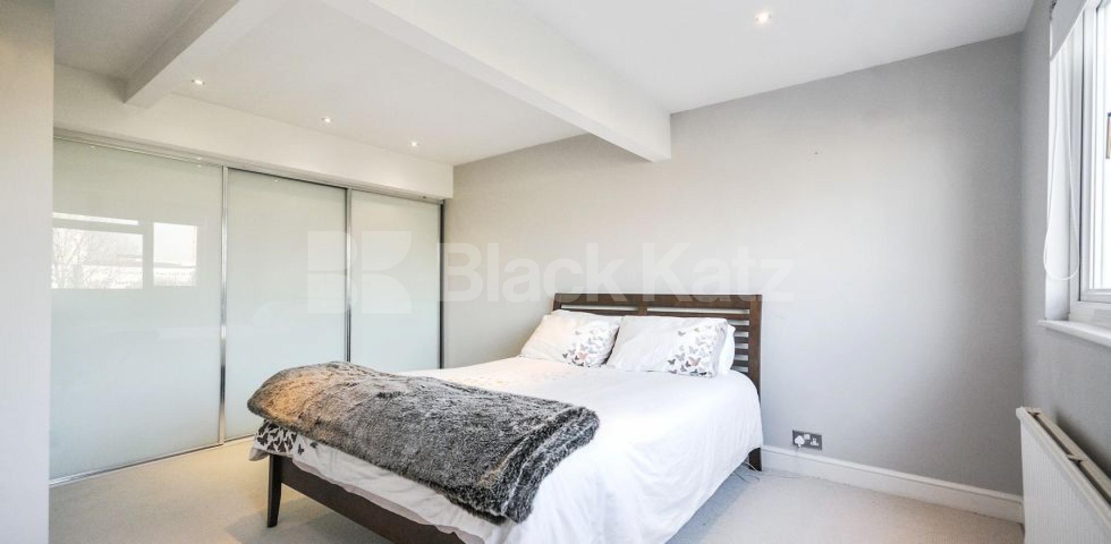 			LET, 4 Bedroom, 1 bath, 1 reception House			 Ashfield Road , EAST ACTON